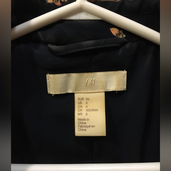 Navy blue floral H&M blazer - Picture 9 of 9